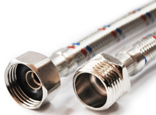 Подводка гибкая для воды нерж.сталь 1/2" В-Н 60 см VALFEX