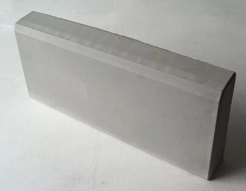 Бордюр тротуарный 500*210*70мм